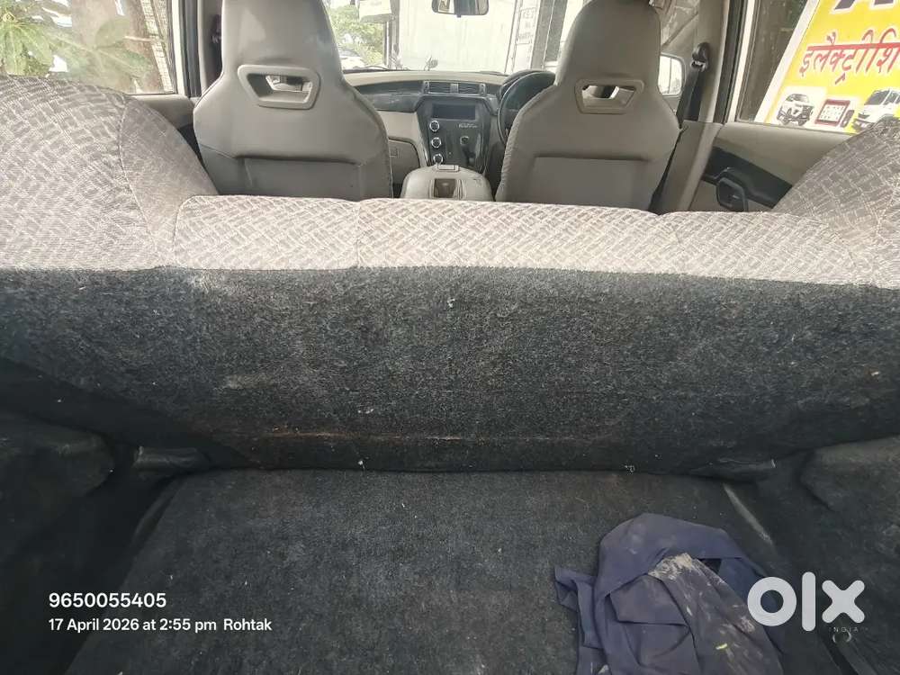 Only 32k Run , All Original Diesel 6 Seater Mahindra Kuv 100