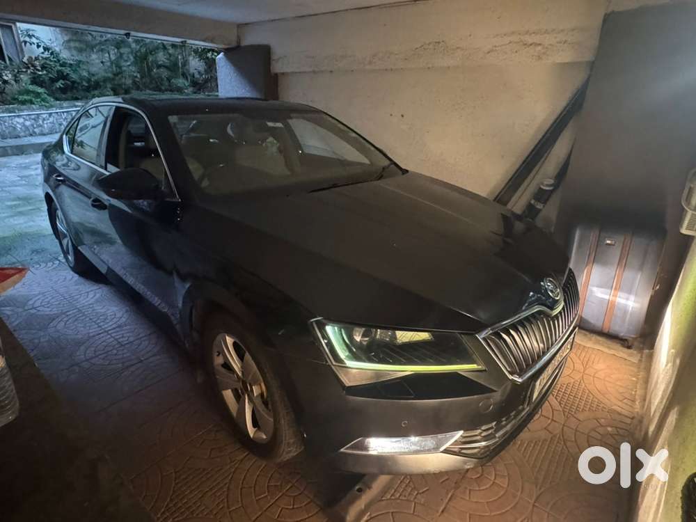 Skoda Superb Style 1.8 Tdi At