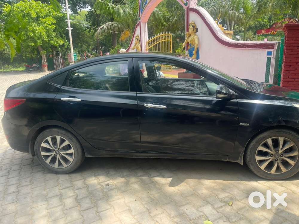 Hyundai Fluidic Verna 2015