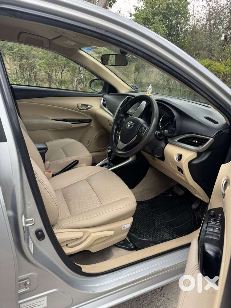 Toyota Yaris G Cvt, 2021, Petrol