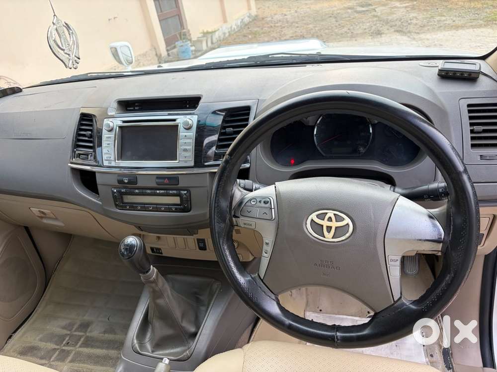 Toyota Fortuner Diesel Manual 2012