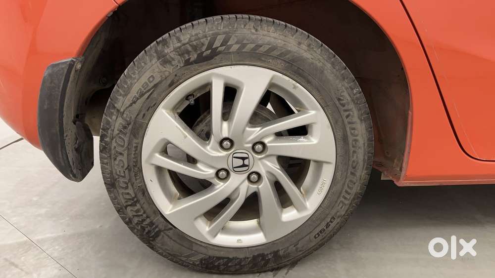 Honda Jazz [2020-2023] 1.2 V I-vtec Mt, 2015, Petrol