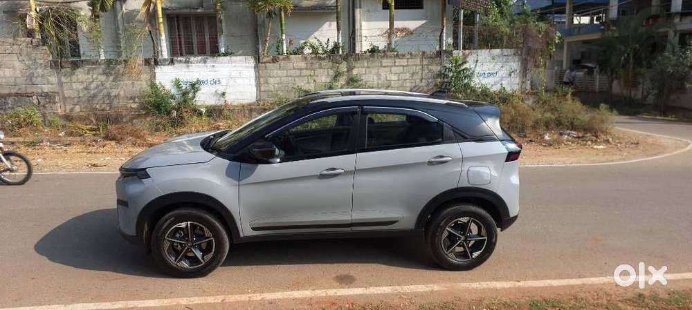Tata Nexon 1.2 Revotron Xz Plus, 2025, Petrol