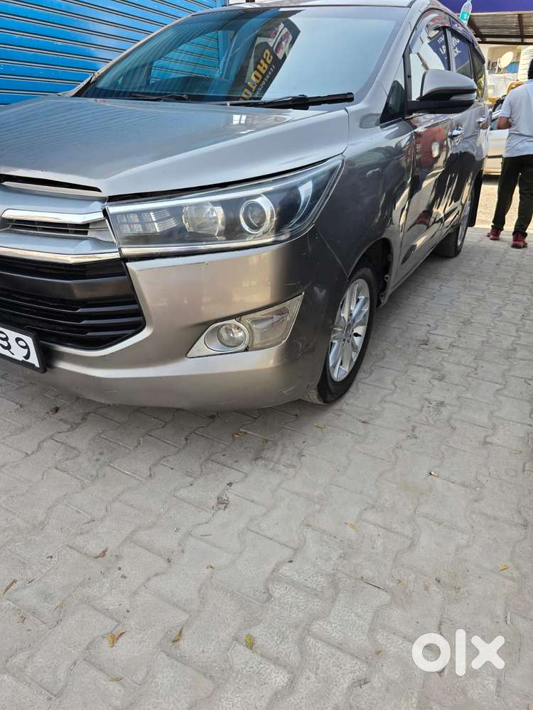 Toyota Innova Crysta 2.8z Automatic, 2020, Diesel
