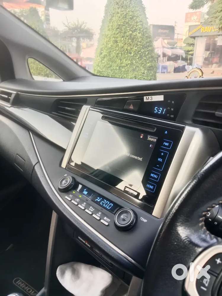 Toyota Innova Crysta 2019