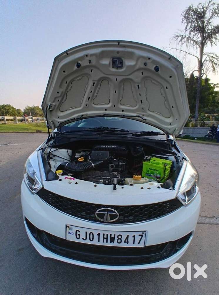 Tata Tiago Xe, 2018, Petrol