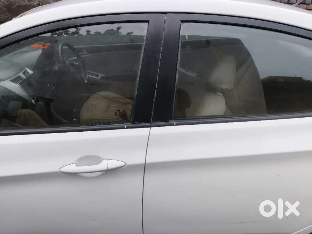 Hyundai Verna 2013 October Petrol Well Maintained