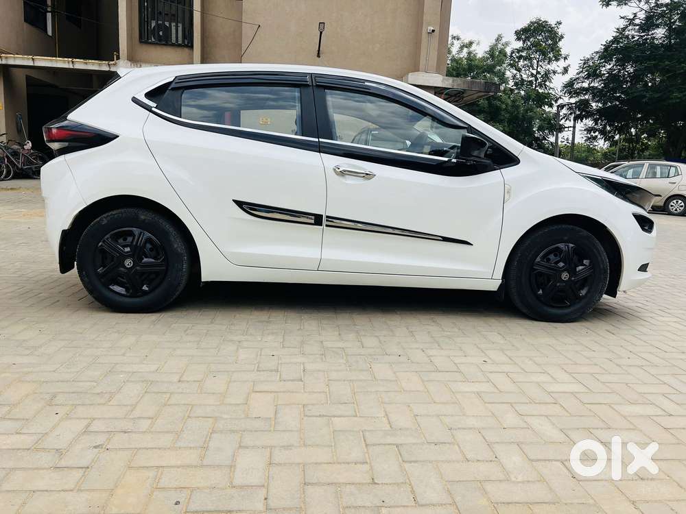 Tata Altroz Xm Plus Icng, 2021, Cng & Hybrids