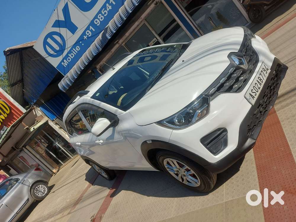 Renault Triber Rxl, 2020, Petrol