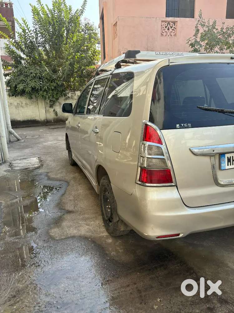 Toyota Innova 2012 Diesel Well Maintained