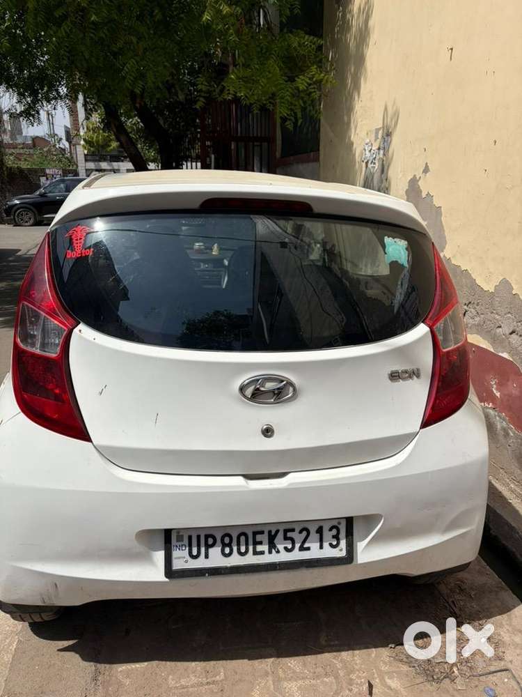 Hyundai Eon 2017 Petrol 350000 Km Driven