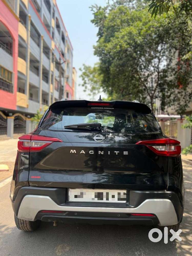 Nissan Magnite 1.0 Xv Premium, 2020, Petrol