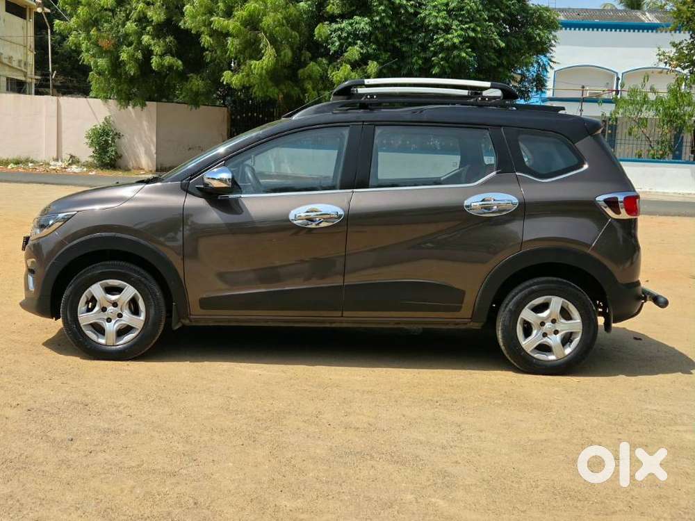Renault Triber Rxt, 2022, Petrol