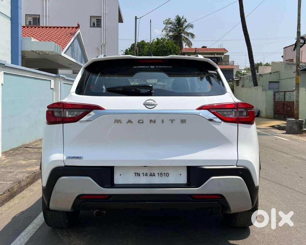 Nissan Magnite 1.0 Xv, 2022, Petrol