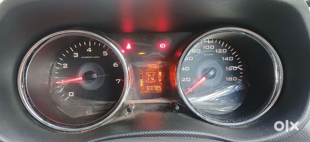 Mahindra Tuv 300 Mhawk100 T8, 2017, Diesel