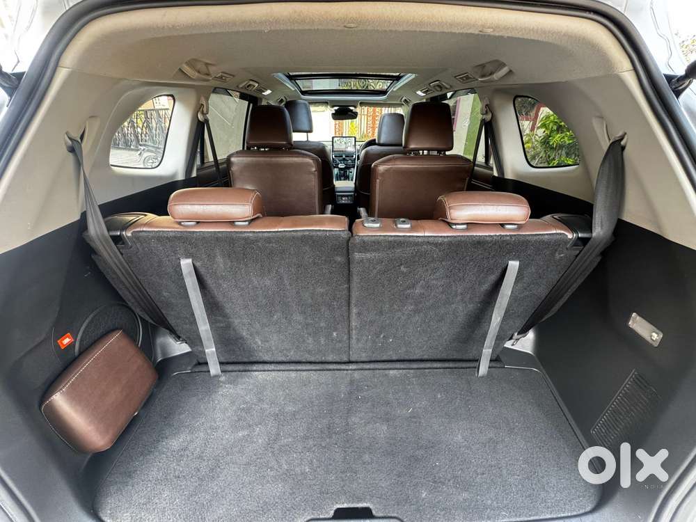 Toyota Innova Hycross 2.0 Zx Hybrid 7 Str, 2024, Petrol