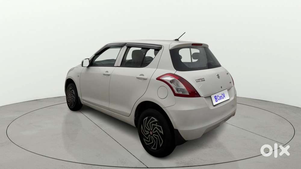 Maruti Suzuki Swift 1.2 Lxi (o), 2017, Petrol