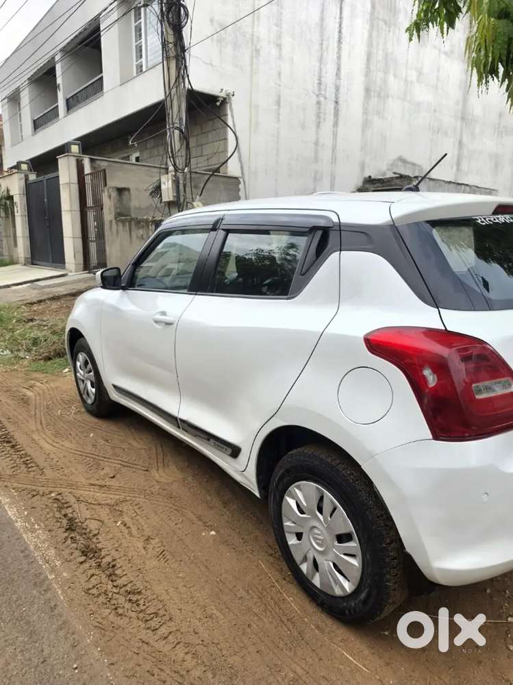 Maruti Suzuki Swift Vxi 2022 Manual