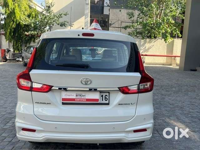 Toyota Rumion V At, 2025, Petrol