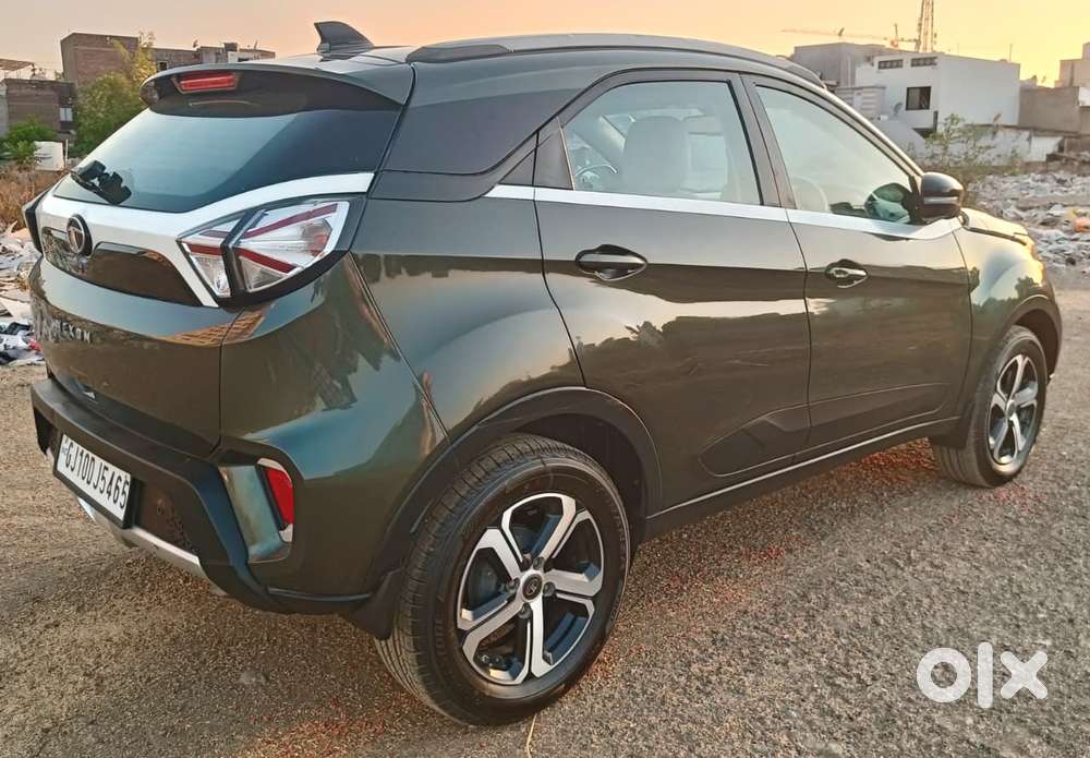Tata Nexon, 2022, Petrol