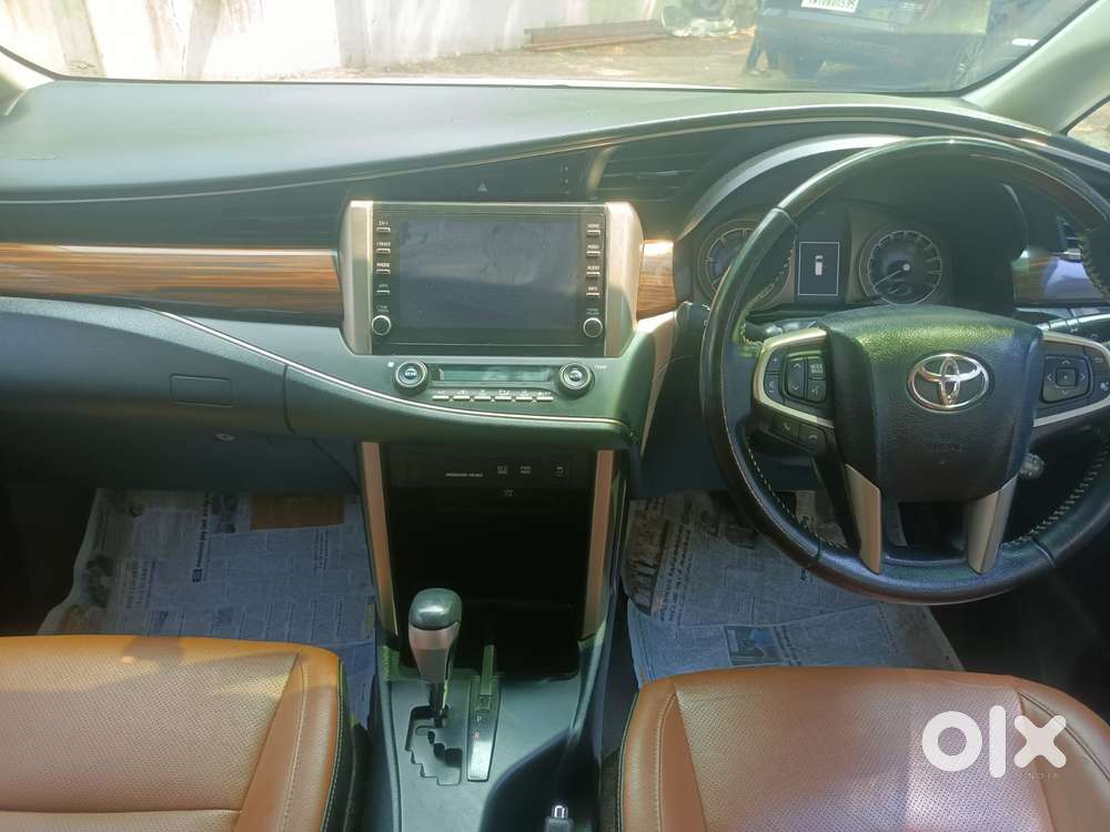 Mahindra Xuv700 2.2 Ax 5 Diesel At Str, 2024, Diesel