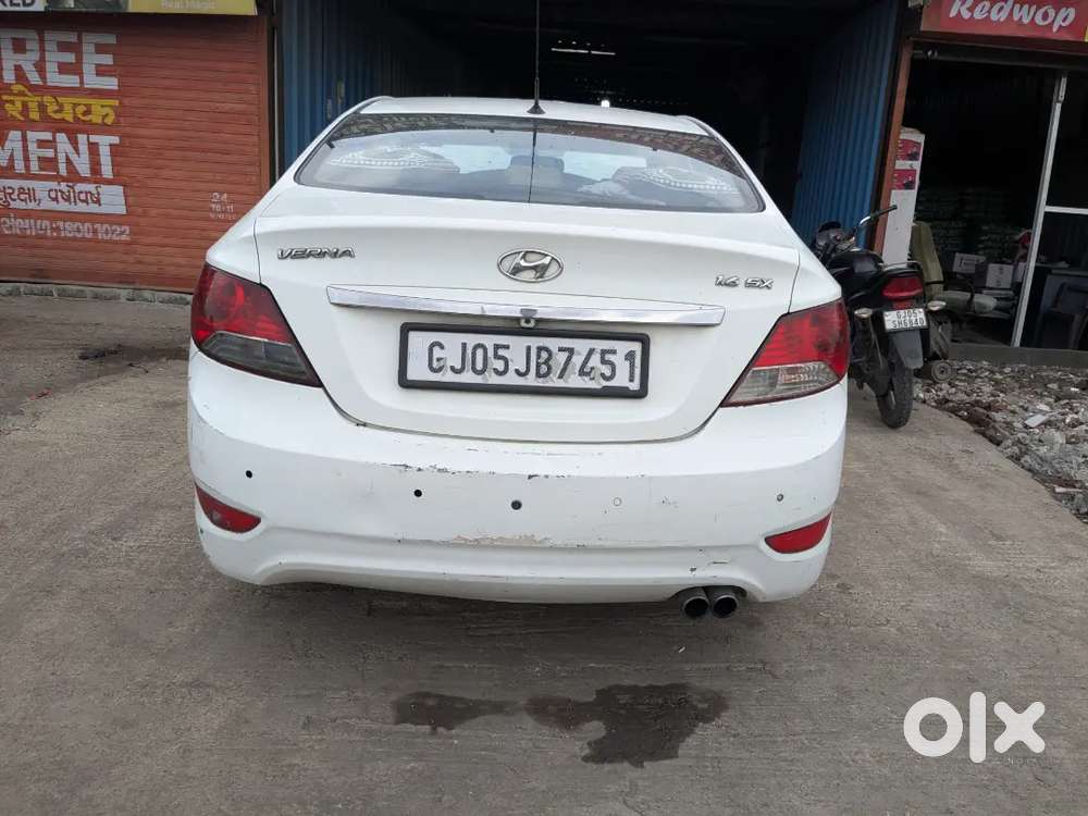Hyundai Verna 2012 Manual Diesel 89000 Km