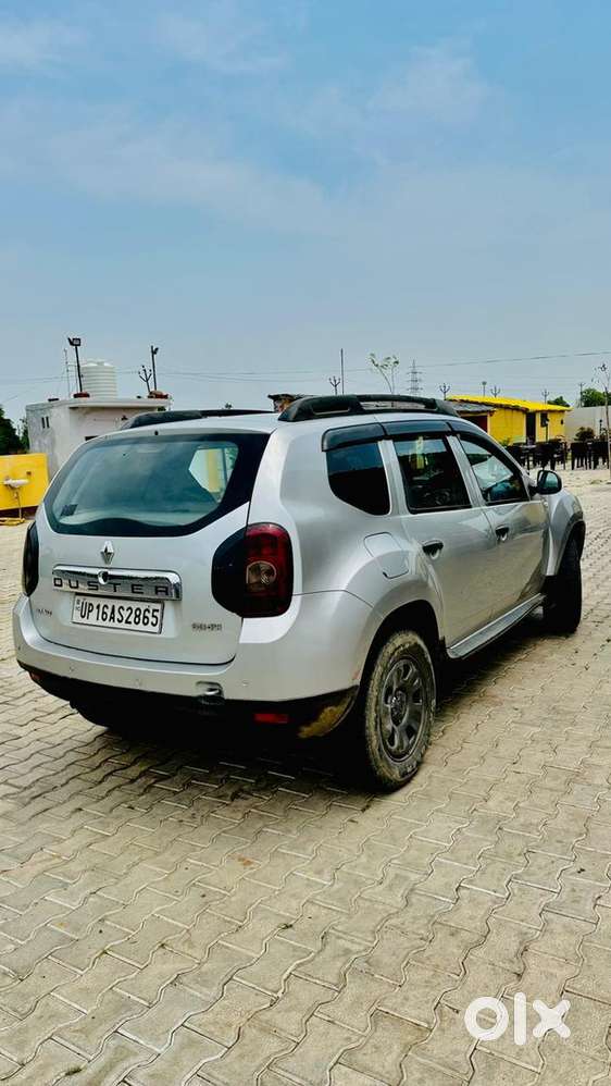 Renault Duster 2015 Car