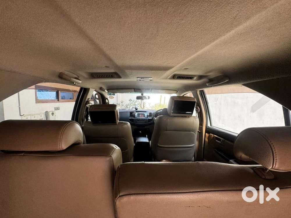 Toyota Fortuner 2015 Diesel 130000 Km Driven