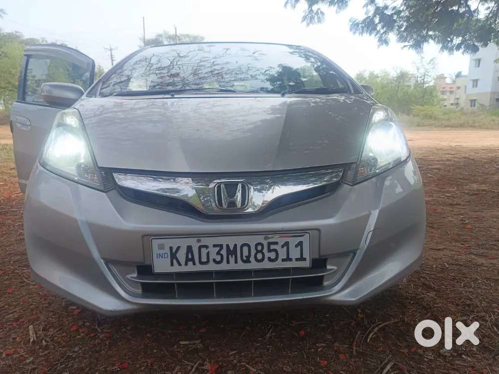Honda Jazz Well Maintained Showroom Condition Up To Date Documents