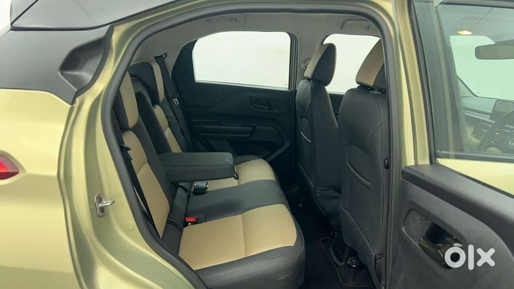 Tata Punch 1.2 Revotron Creative Amt Kaziranga Edition, 2022, Petrol