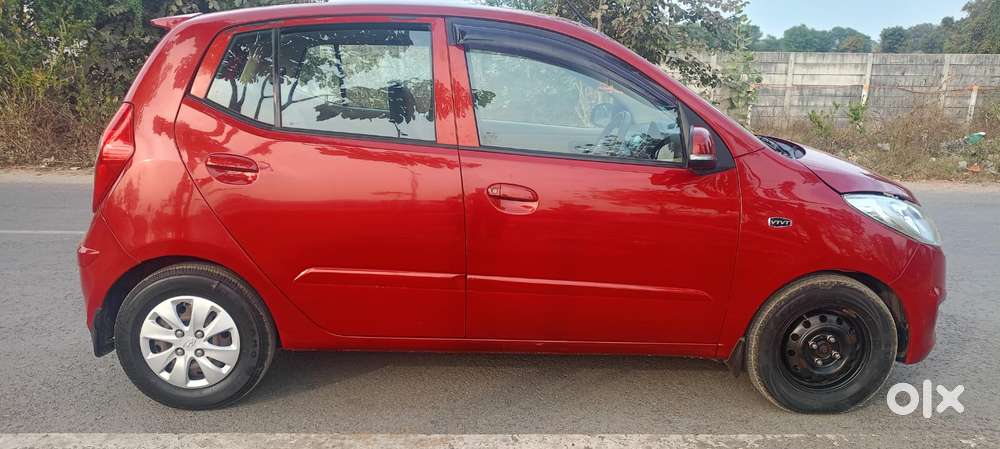 Hyundai I10 Sportz, 2012, Petrol