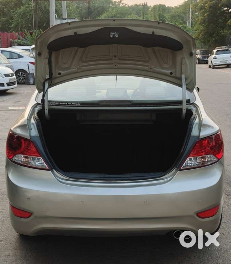Hyundai Verna Vtvt 1.6 Sx, 2011, Petrol