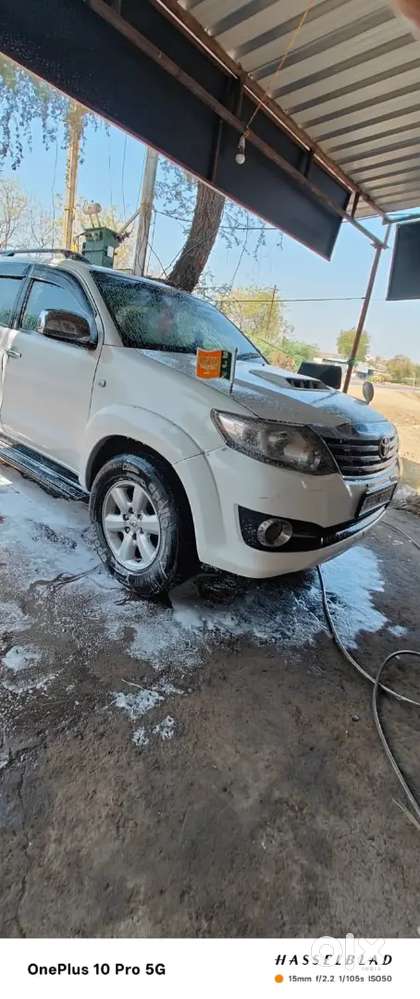 Toyota Fortuner Legender 2012