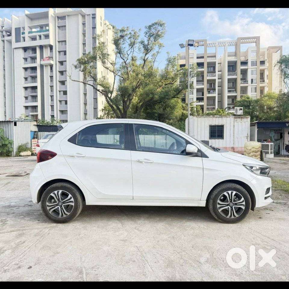 Tata Tiago 1.2 Revotron Xza, 2021, Petrol
