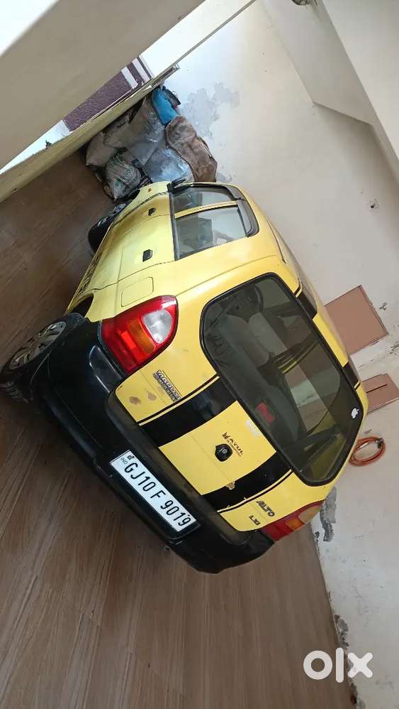 Alto Yellow Colour