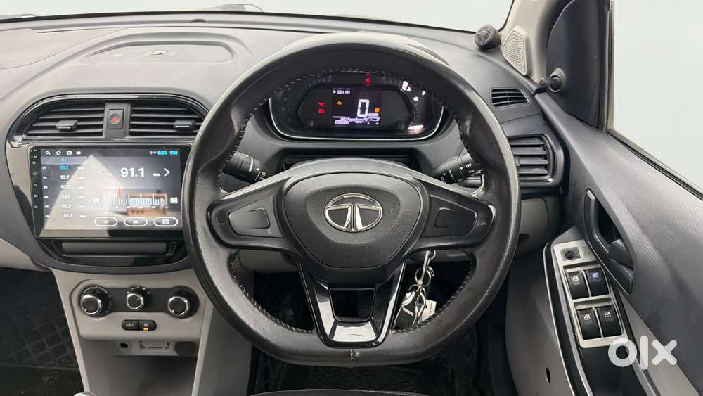Tata Tiago Xe, 2021, Petrol