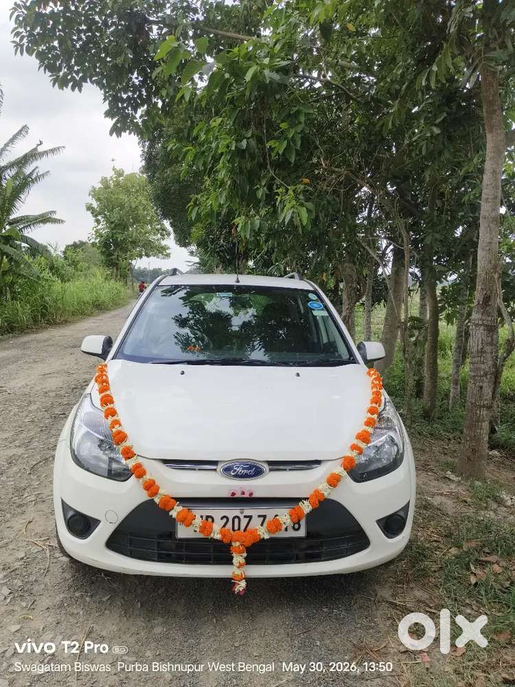 Ford Figo Zxi Petrol 2011