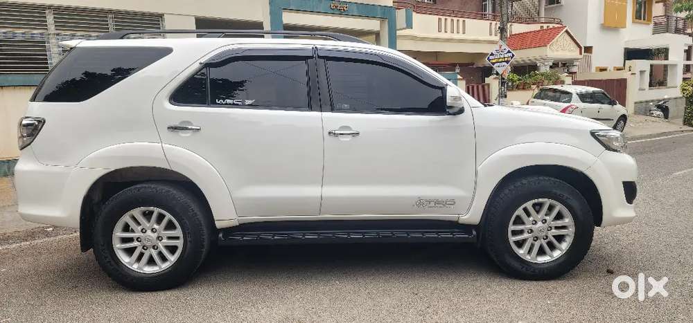 Toyota Fortuner Automatic