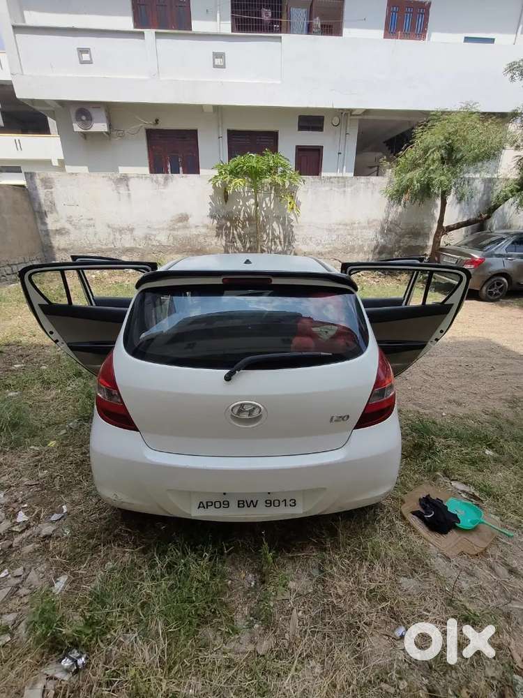 Hyundai I20 Asta 2010 Car