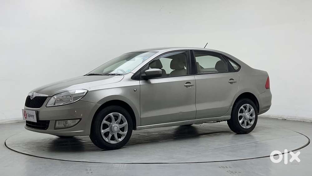 Skoda Rapid 1.6 Ambition Plus Mpi, 2015, Petrol