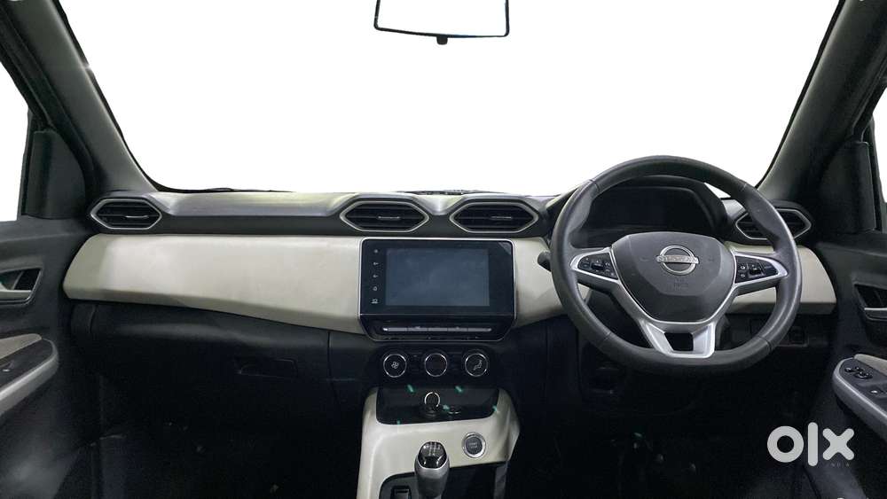 Nissan Magnite 1.0 Xv, 2021, Petrol