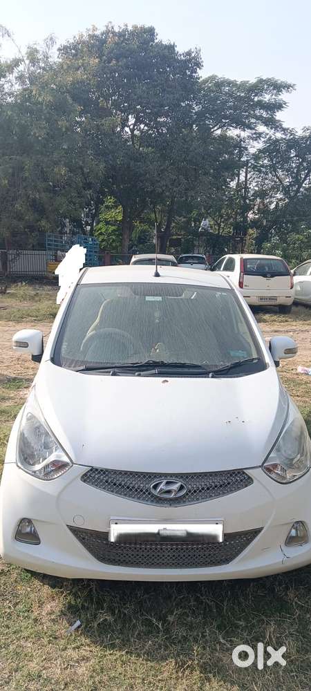 Hyundai Eon 2016 Petrol Well Maintained