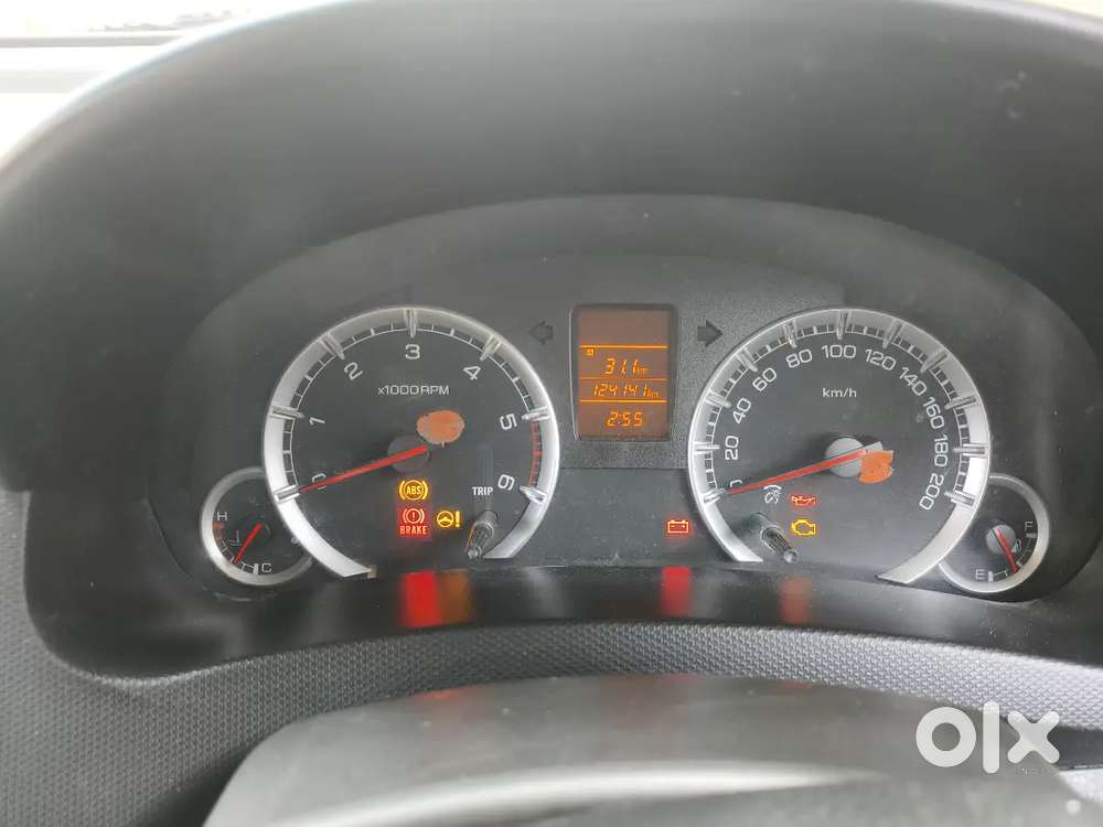 Maruti Suzuki Swift 2015 Diesel 124580 Km Driven