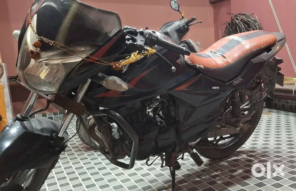 Only 11 year old hero xtreme top model of 2014 Motorcycles