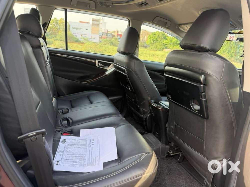 Toyota Innova Crysta 2022 Diesel Well Maintained