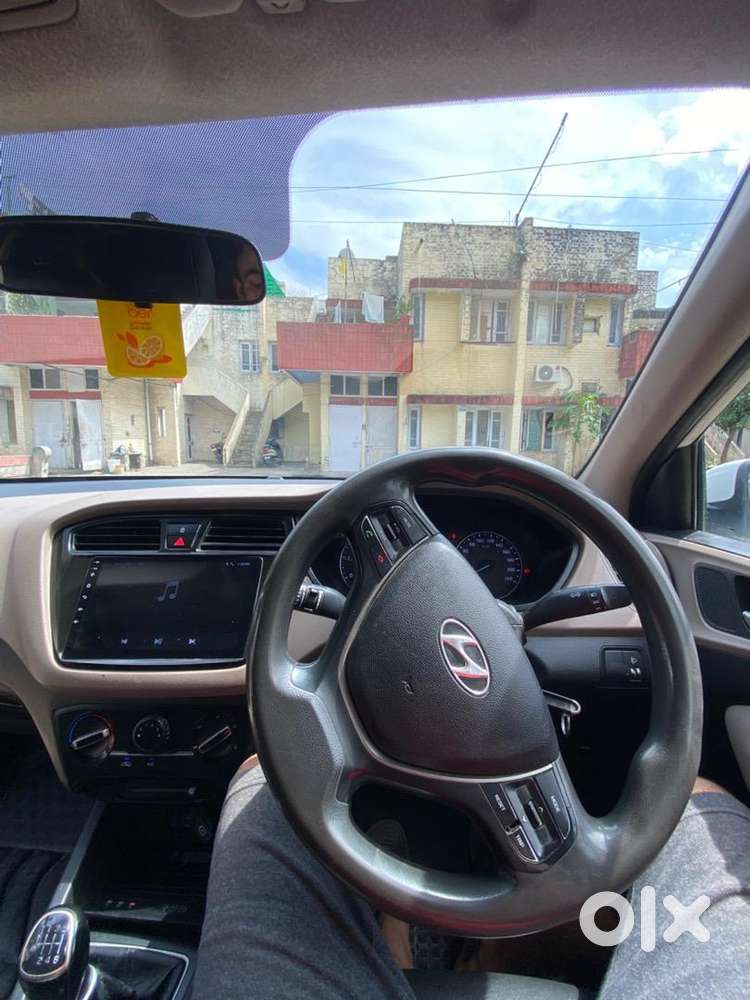 Hyundai I20 2015 Diesel 107000 Km Driven