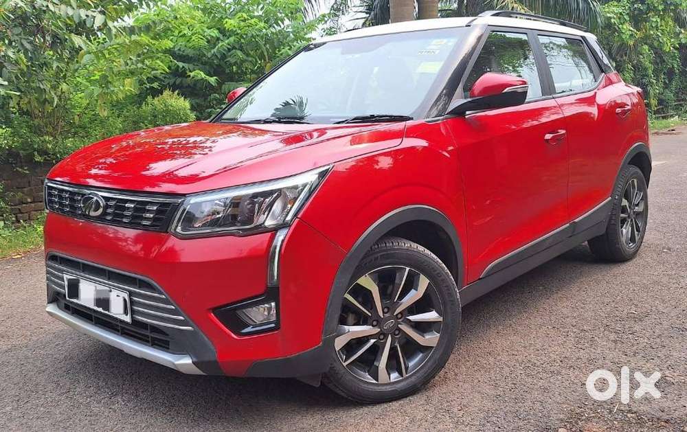 Mahindra Xuv300 W8 Option Dual Tone, 2021, Petrol