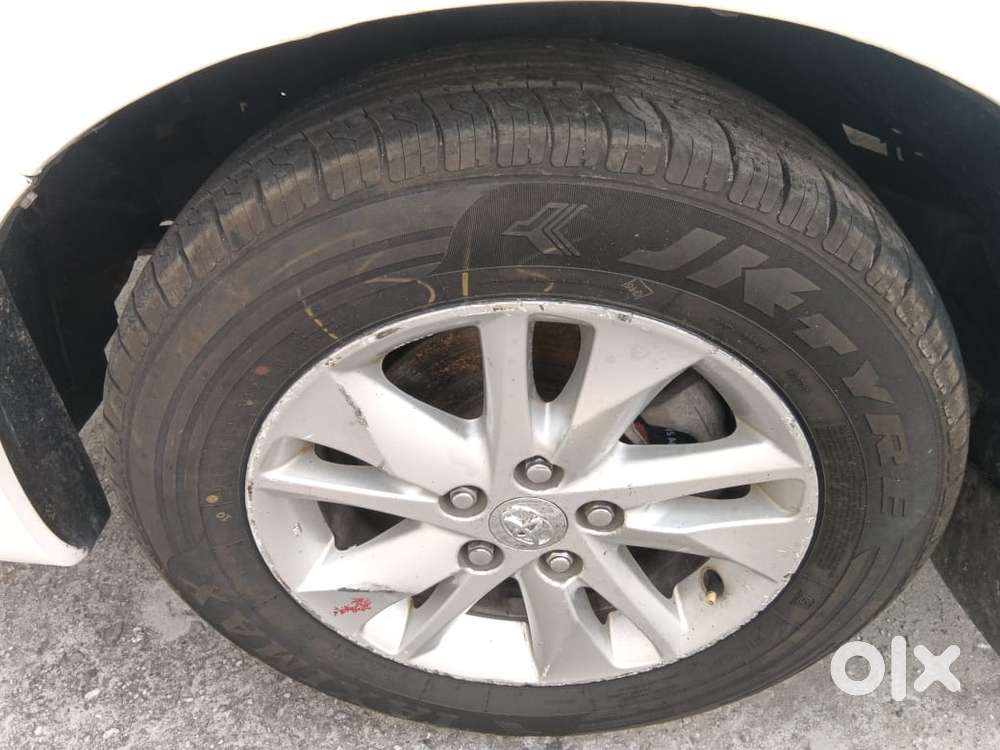 Toyota Innova Crysta 2.4 Gx Mt 8s, 2017, Diesel