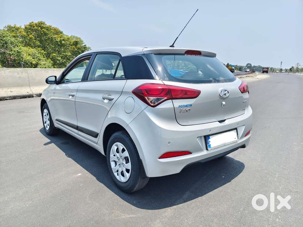 Hyundai I20 Sportz 1.2 Bs-iv, 2017, Petrol