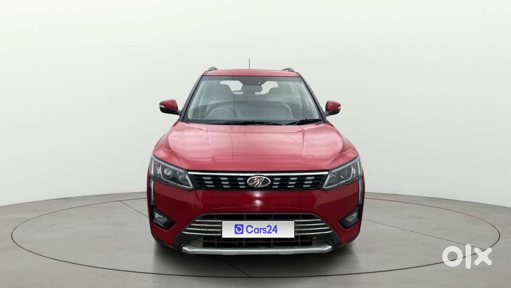 Mahindra XUV300 W8 Option, 2022, Petrol